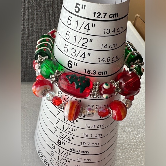 Christmas Red Glass Art Glass Bead Lot - Picture 3 of 4